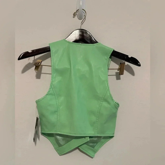 Revolve AFRM Lilet Top Vest in Key Lime Sz XXS - Picture 5 of 6